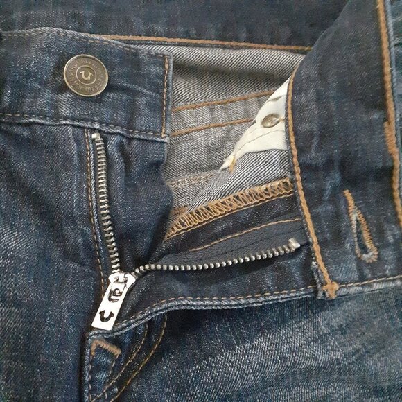 True Religion Men's Size 30 Medium Wash Distressed Rocco Relaxed Skinny Jeans - Picture 5 of 16